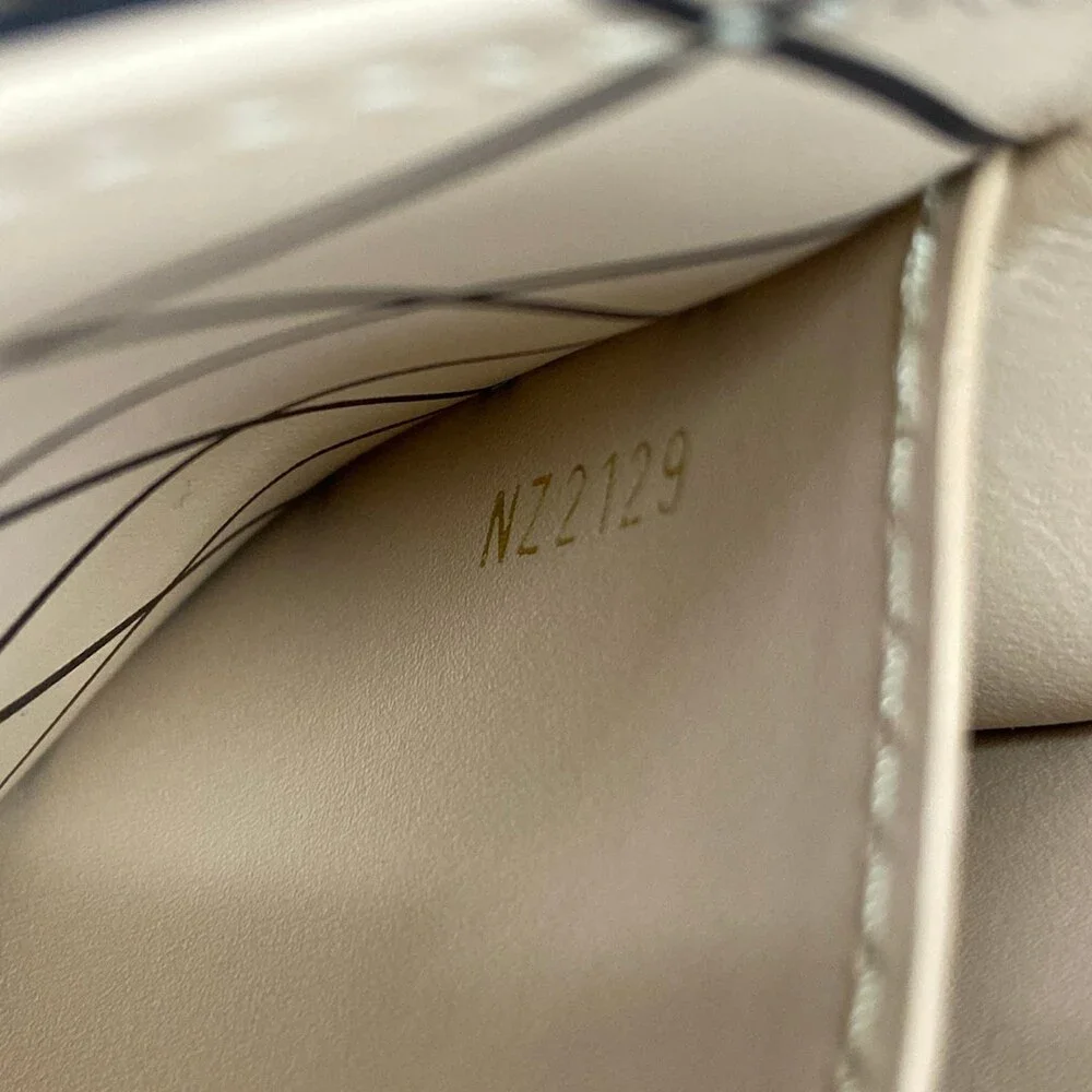 Louis Vuitton Pochette Trunk Vertical Monogram Shoulder Bag M63913 Black